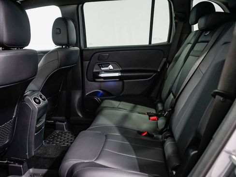 Used 2026 Mercedes-Benz GLB 250 image 18