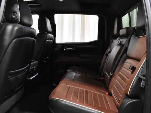 Used 2022 GMC Sierra 1500 Denali Ultimate image 5