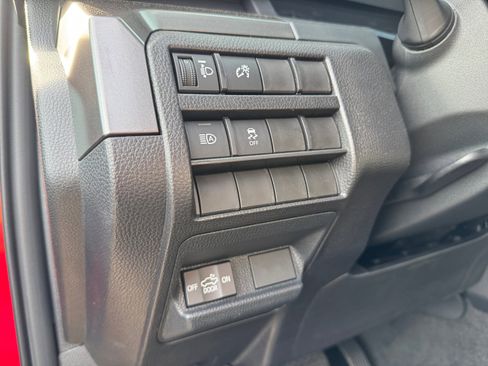 New 2025 Toyota Tacoma TRD Off-Road image 31