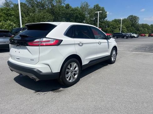 Used 2023 Ford Edge Titanium AWD/4WD image 10