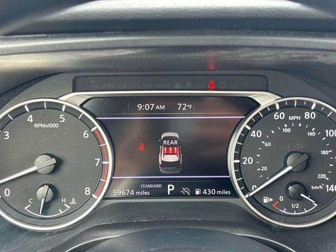 Used 2024 Nissan Rogue SV FWD image 21