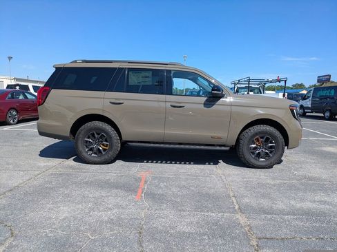 New 2026 Ford Expedition Tremor AWD/4WD image 3