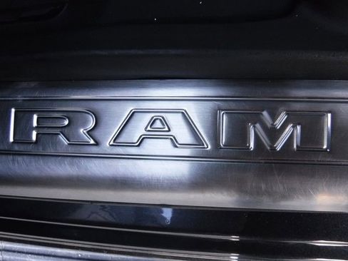 Used 2020 RAM 3500 Limited image 32