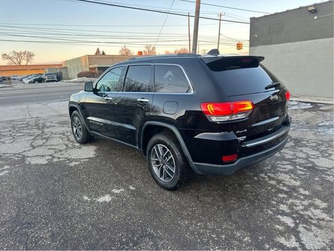 Used 2019 Jeep Grand Cherokee Limited image 3