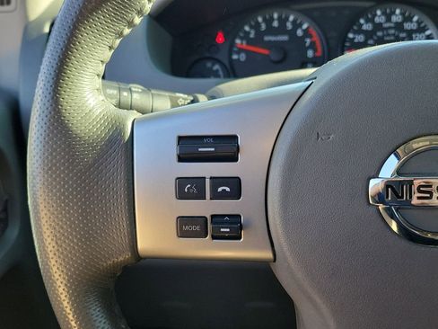 Used 2017 Nissan Frontier SV w/ SV Value Truck Package image 5