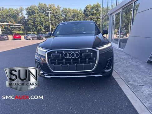 Certified 2025 Audi Q7 3.0T Premium Plus image 44