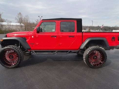 Used 2020 Jeep Gladiator Sport w/ Quick Order Package 24S image 5