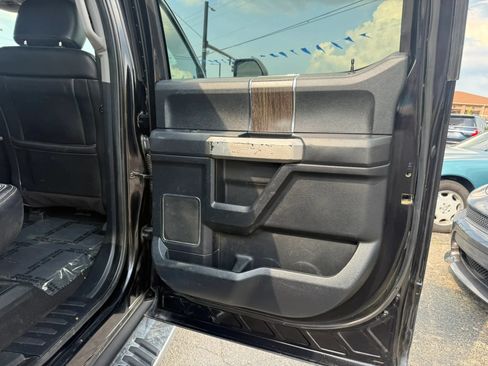 Used 2020 Ford F250 Lariat w/ Lariat Value Package AWD/4WD image 18