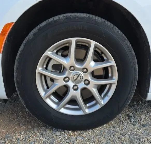 Used 2023 Chrysler Pacifica Touring-L FWD image 49