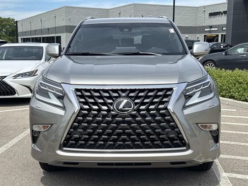 Used 2022 Lexus GX 460 Premium w/ Premium Package AWD/4WD image 2