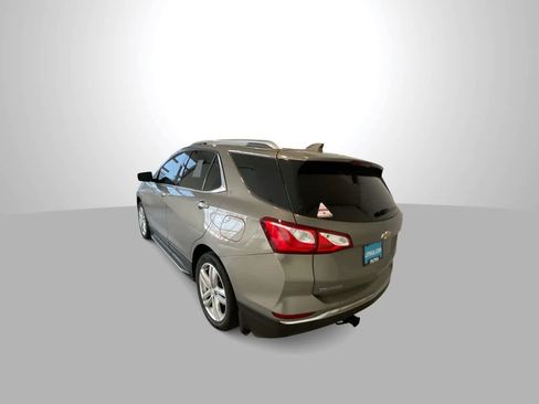 Used 2018 Chevrolet Equinox Premier image 6