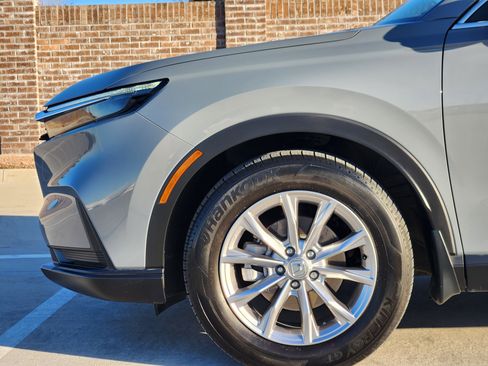 Used 2023 Honda CR-V EX image 10