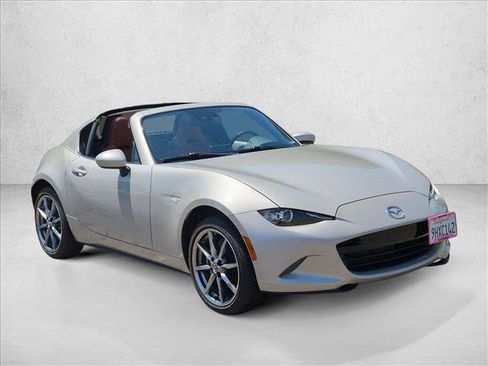 Used 2023 MAZDA MX-5 Miata Grand Touring w/ Weather Package RWD image 3