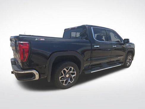 Used 2024 GMC Sierra 1500 SLT AWD/4WD image 14