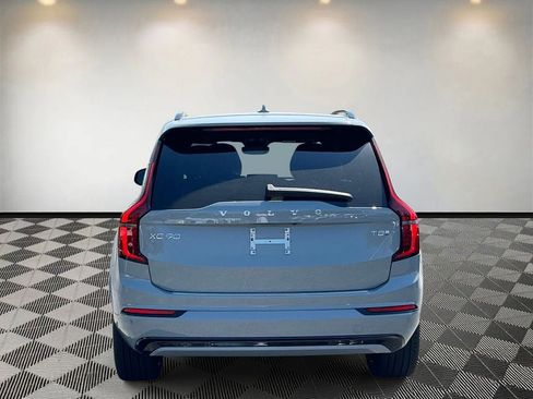 New 2026 Volvo XC90 T8 Ultra w/ Protection Package Premier AWD/4WD image 4