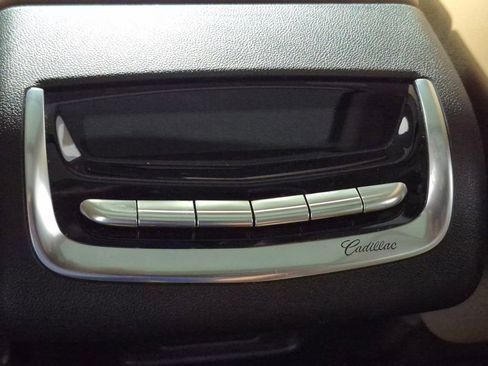 Used 2024 Cadillac XT6 Sport w/ Platinum Package image 24