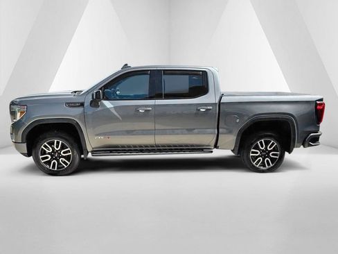 Used 2022 GMC Sierra 1500 AT4 w/ AT4 Preferred Package AWD/4WD image 4