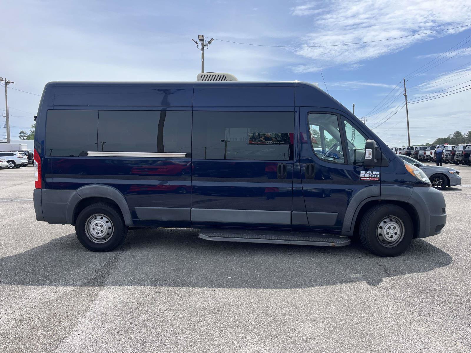 Used 2015 RAM ProMaster 2500 w/ Interior Convenience Group FWD image 3