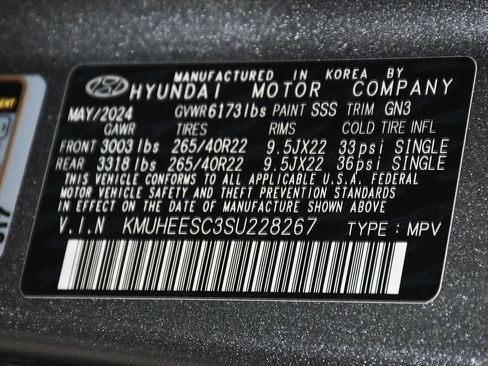 Used 2025 Genesis GV80 3.5T Prestige image 25