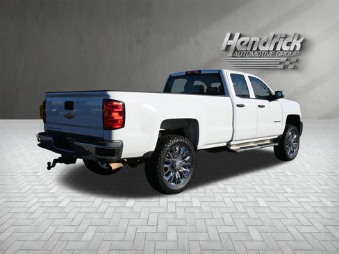Used 2017 Chevrolet Silverado 2500 W/T RWD image 9