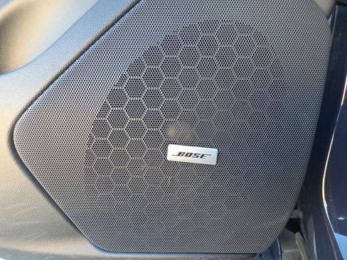 Certified 2025 Cadillac XT5 Premium Luxury image 25