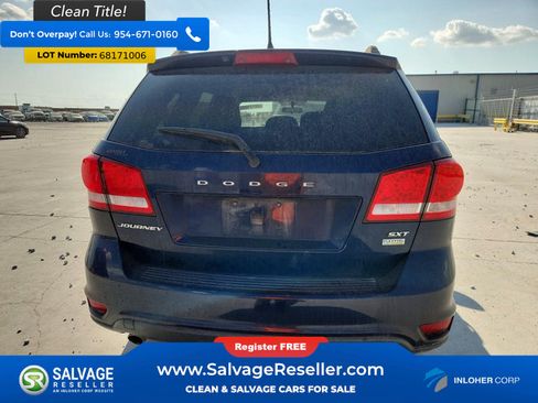 Used 2017 Dodge Journey SXT w/ Comfort/Convenience Group FWD image 8