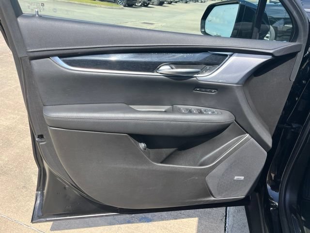 Used 2025 Cadillac XT5 Premium Luxury FWD image 14