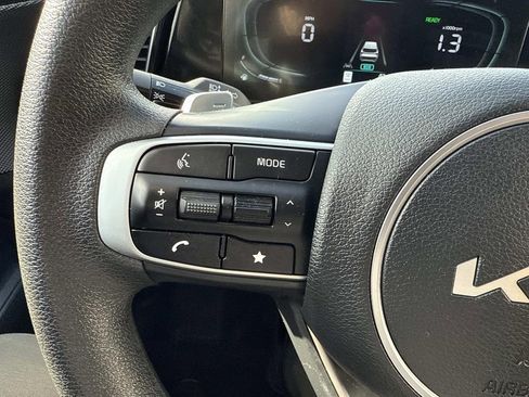 Used 2024 Kia Sportage LX image 30