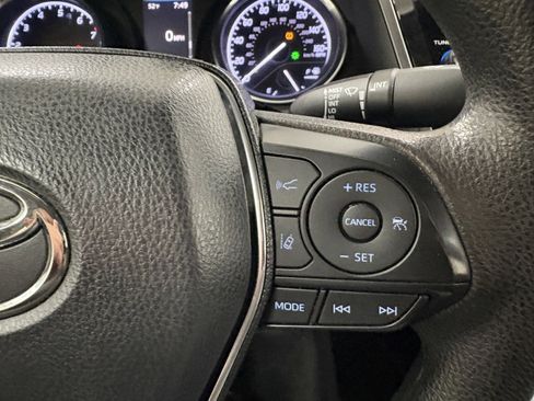 Used 2019 Toyota Camry LE w/ Convenience Package image 30
