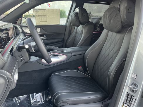 New 2026 Mercedes-Benz Maybach GLS 600 Maybach GLS 600 image 16