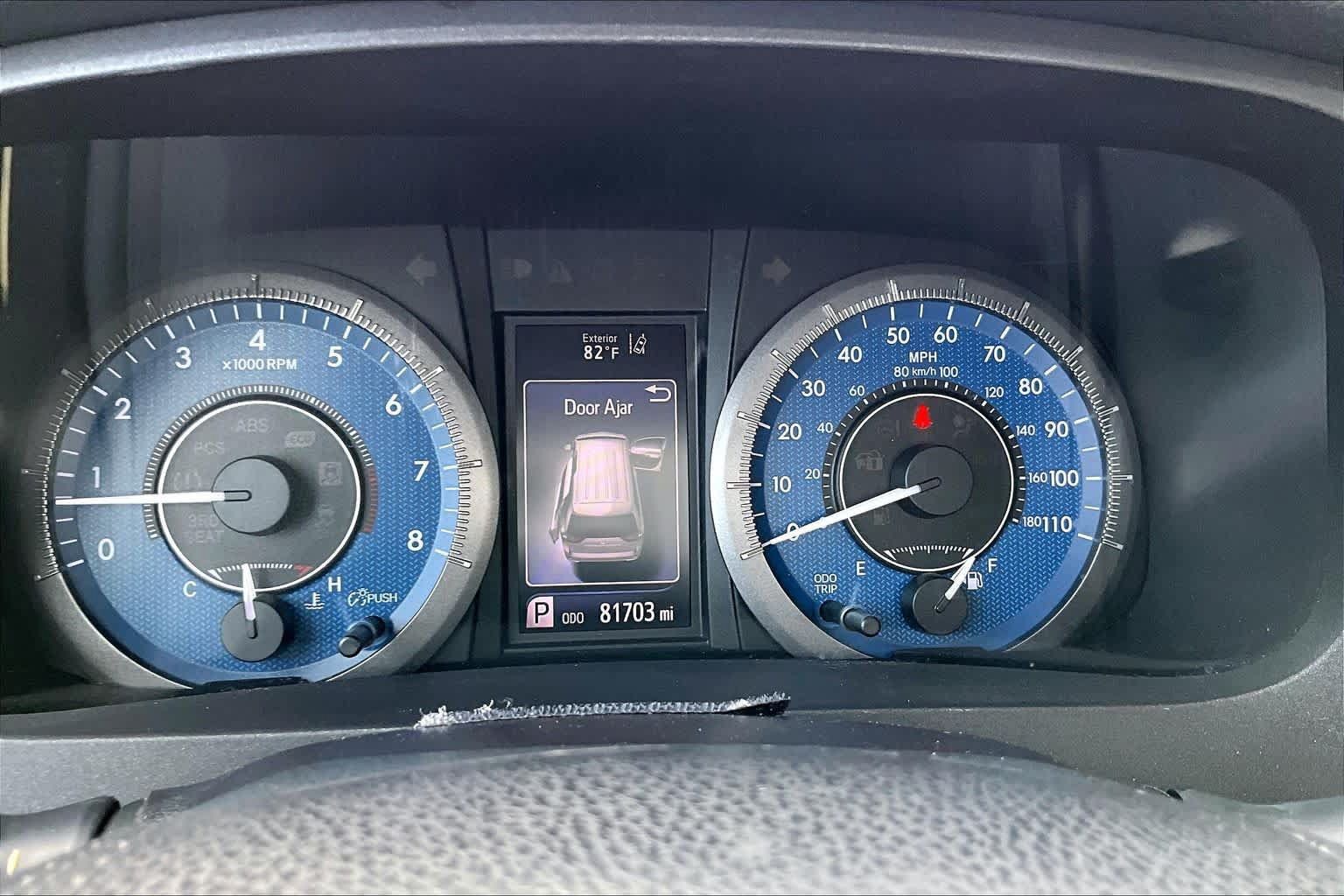 Used 2018 Toyota Sienna XLE w/ XLE Navigation Package FWD image 23
