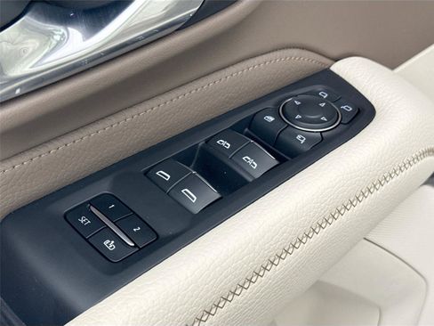Used 2024 GMC Yukon Denali AWD/4WD image 29
