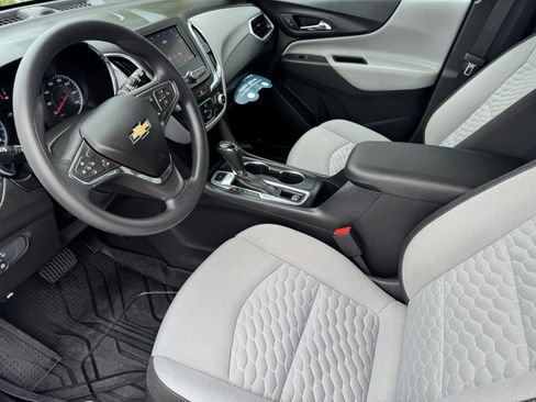 Certified 2020 Chevrolet Equinox LS w/ LS Convenience Package image 10