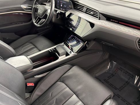 Certified 2023 Audi e-tron Chronos image 15