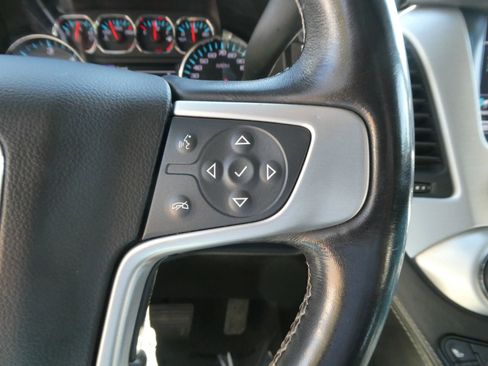 Used 2019 GMC Yukon XL SLT image 21