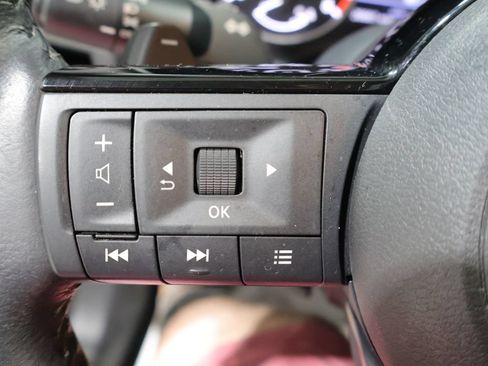 Used 2023 Nissan Rogue SL w/ SL Premium Package AWD/4WD image 21