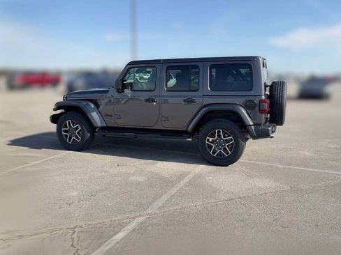 New 2026 Jeep Wrangler Sahara image 7