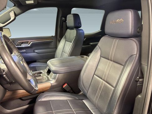 Used 2023 Chevrolet Silverado 1500 High Country image 23