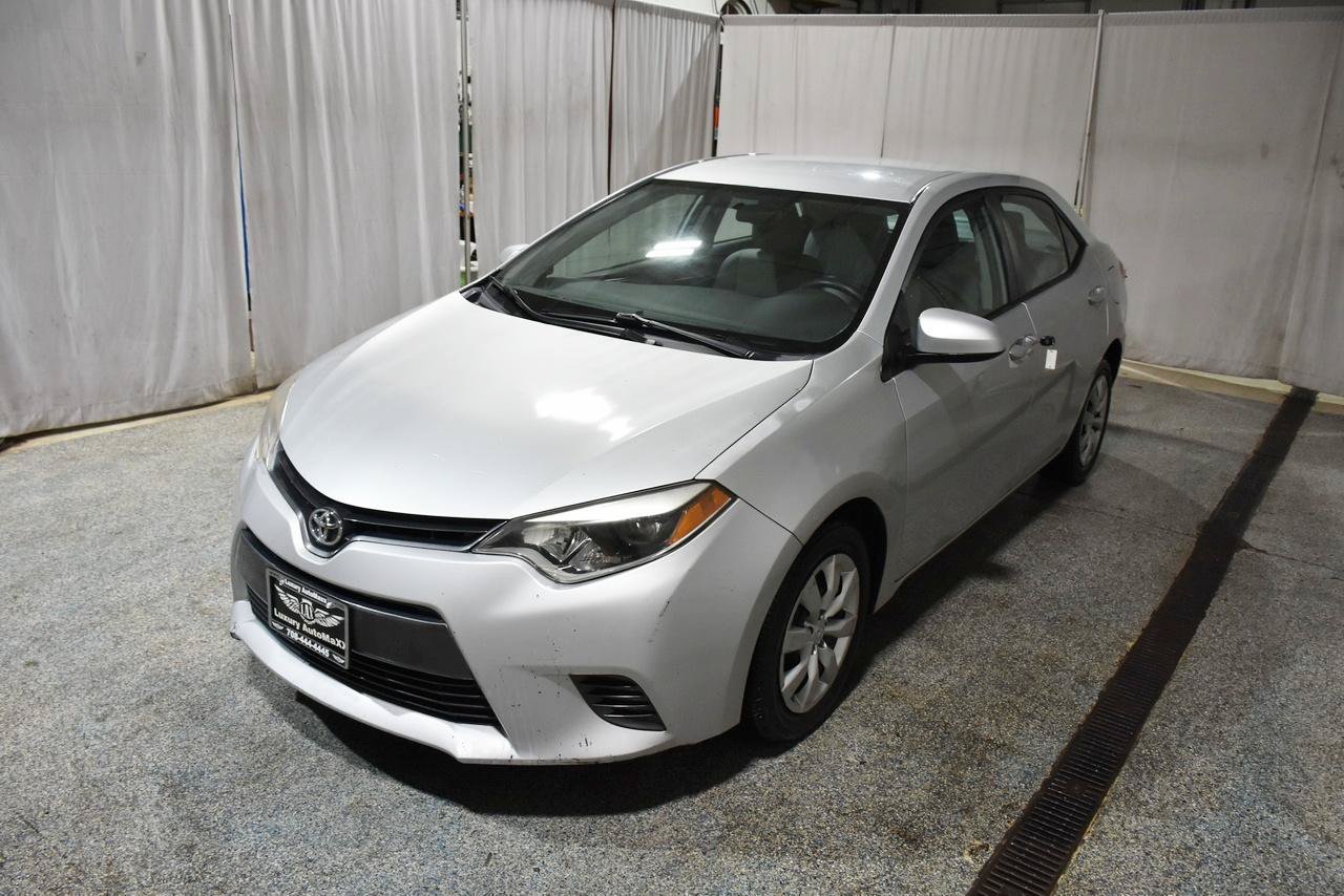 Used 2016 Toyota Corolla LE FWD image 29