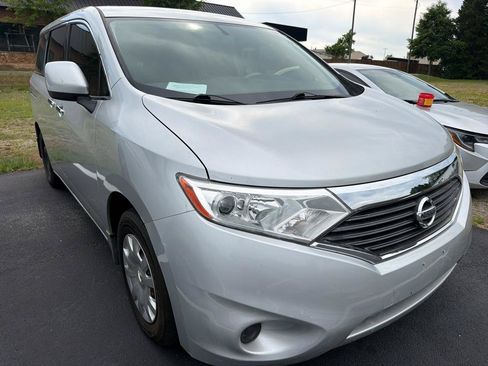 Used 2016 Nissan Quest S FWD image 2