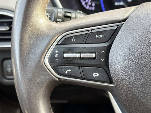 Used 2019 Hyundai Santa Fe Limited image 25