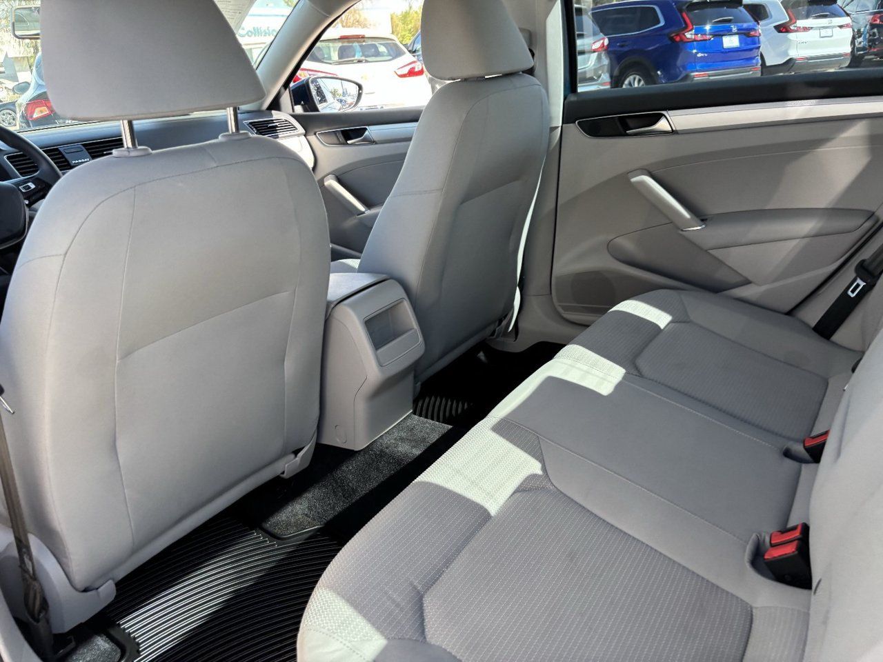 Used 2018 Volkswagen Passat 2.0T S w/ Driver Assistance Package FWD image 15