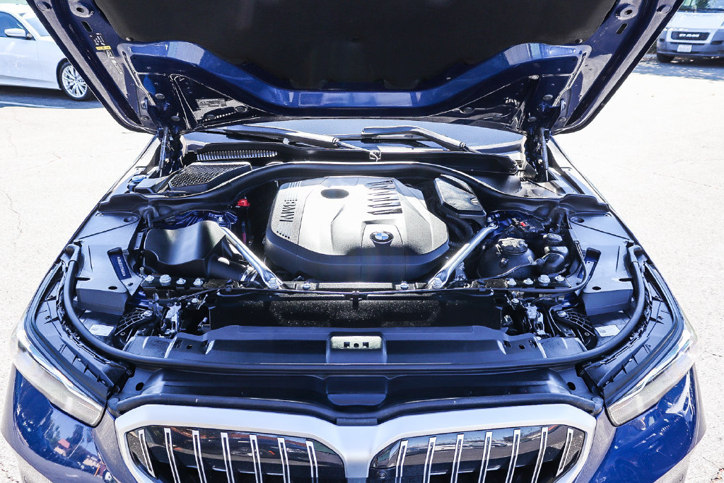 Used 2026 BMW 540i xDrive AWD/4WD image 26