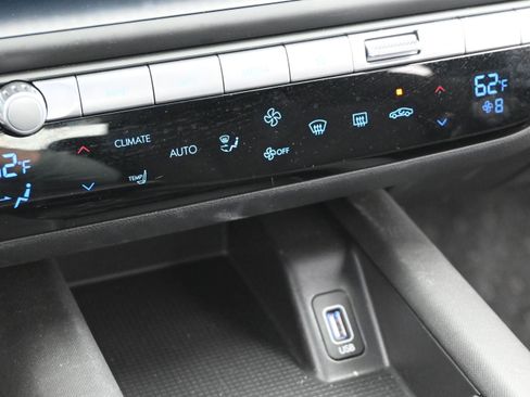 Used 2024 Hyundai Ioniq 6 SEL RWD image 18