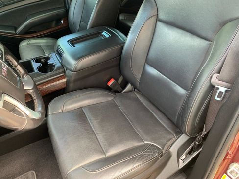 Used 2020 GMC Yukon XL SLT AWD/4WD image 27