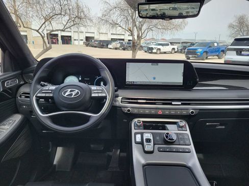 Used 2024 Hyundai Palisade Calligraphy image 14