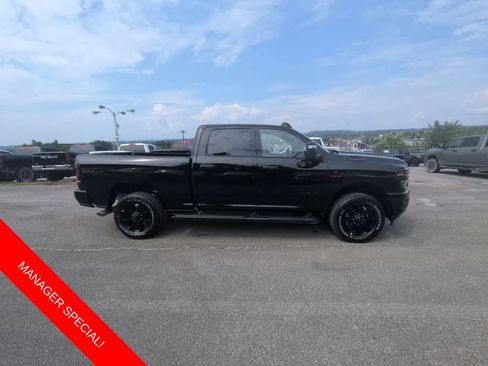 New 2026 RAM 2500 Big Horn AWD/4WD image 9