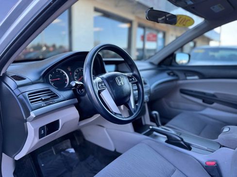 Used 2012 Honda Accord LX image 11