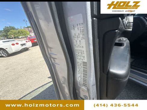 Used 2018 Jeep Grand Cherokee Overland AWD/4WD image 34