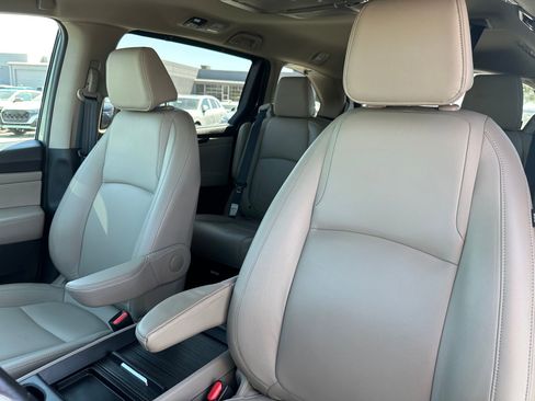 Used 2019 Honda Odyssey EX-L image 9